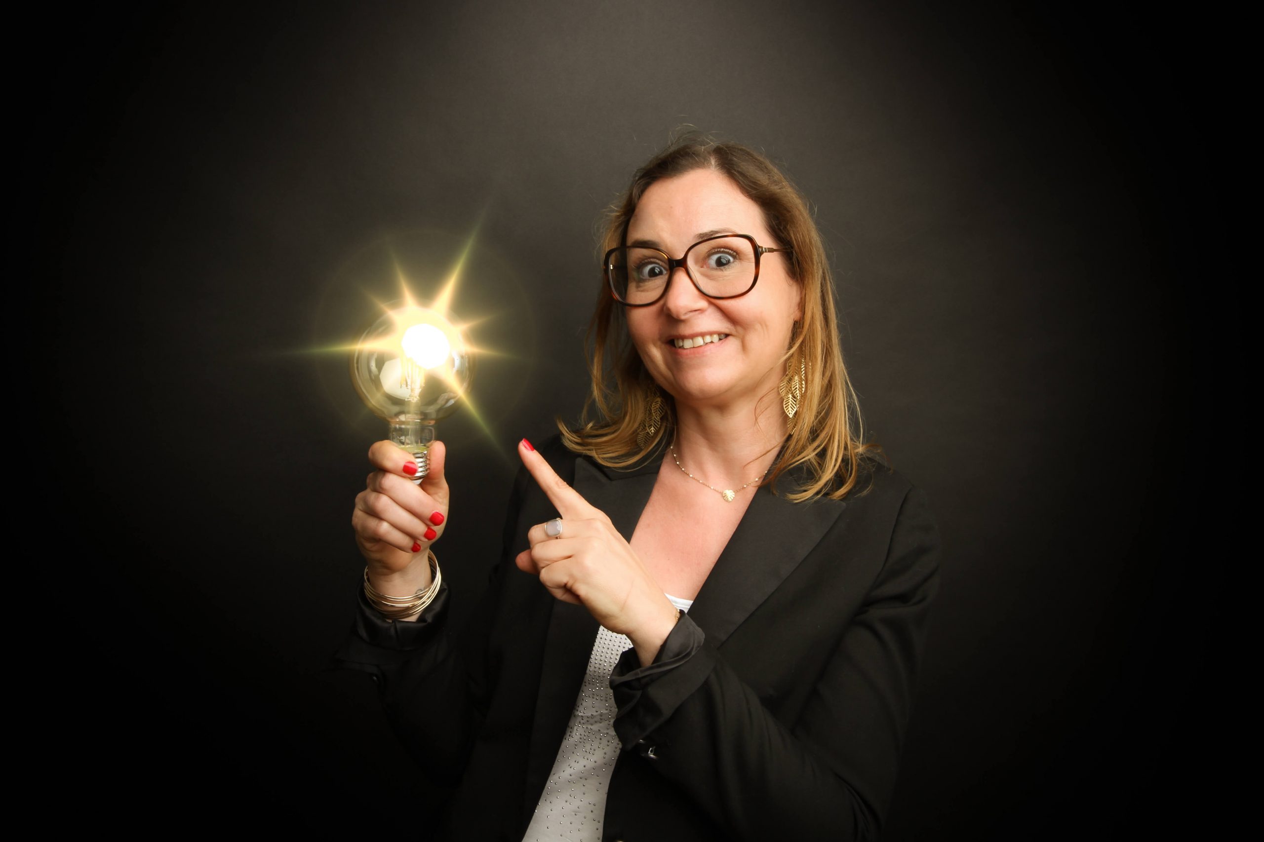 photo|chriistelleledroit|ampoule|wowhatcoaching|59000